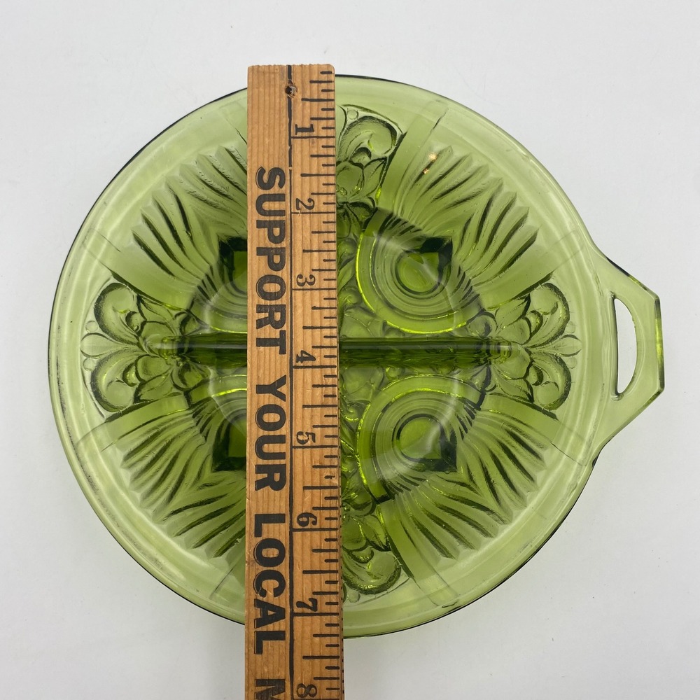 Vintage Green Glass Divided Relish Dish Art Deco Peacock Feather Pattern 7.25in - Picture 4 of 5